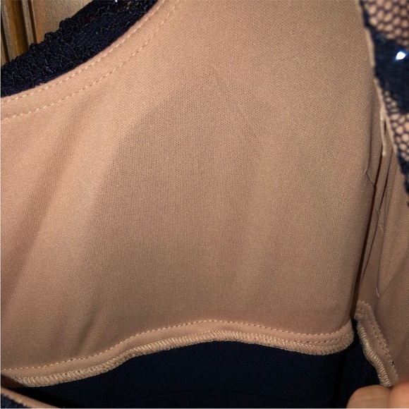 Floor length gown - Picture 4 of 8